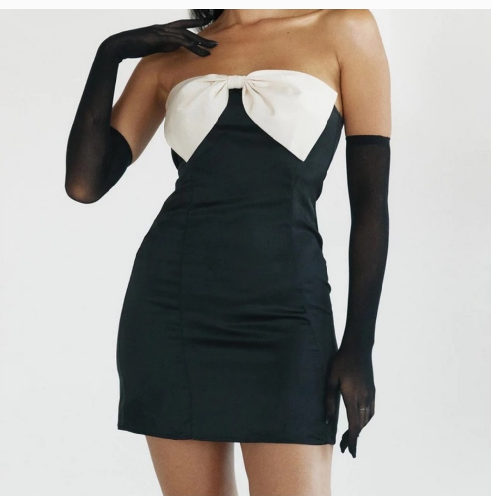 Princess Polly Black Strapless Mini Dress with White Bow